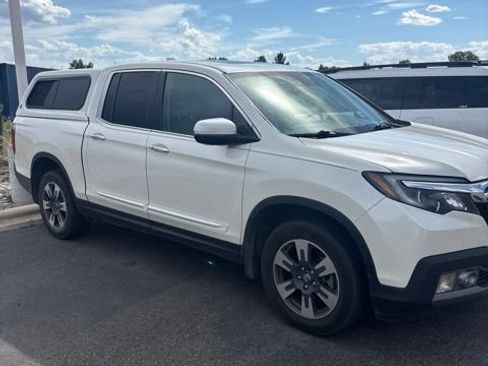 Used 2019 Honda Ridgeline RTL-E image 2