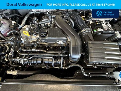 Used 2025 Volkswagen Jetta Sport image 12