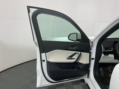New 2026 BMW X1 xDrive28i w/ M Sport Package image 18