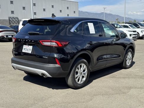 Used 2024 Ford Escape Active AWD/4WD image 8