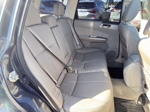 Used 2010 Subaru Forester 2.5X Limited AWD/4WD image 18
