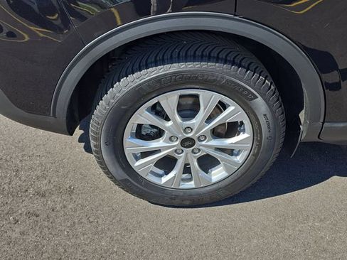 Certified 2023 Ford Escape Active w/ Tech Pack #1 AWD/4WD image 4