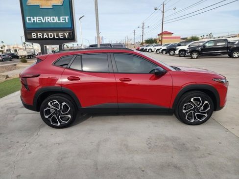 New 2026 Chevrolet Trax RS w/ Driver Confidence Package image 3