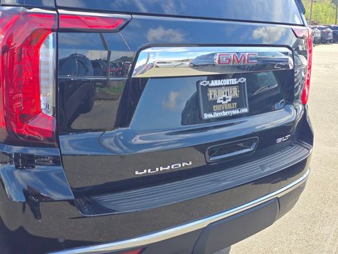 Used 2022 GMC Yukon SLT w/ SLT Luxury Package AWD/4WD image 6