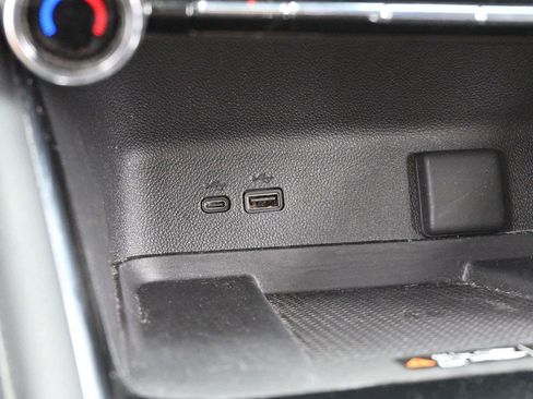 Used 2024 Chevrolet Traverse LT w/ LPO, Floor Liner Package FWD image 24