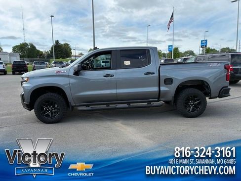 Used 2021 Chevrolet Silverado 1500 LT Trail Boss AWD/4WD image 1
