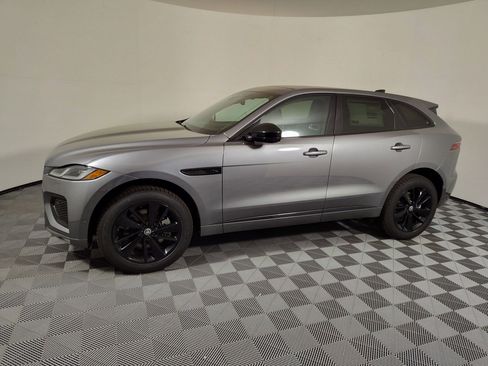 Used 2026 Jaguar F-PACE R-Dynamic S image 19