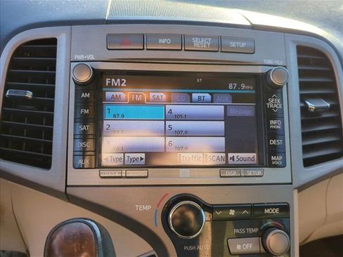 Used 2009 Toyota Venza AWD image 17