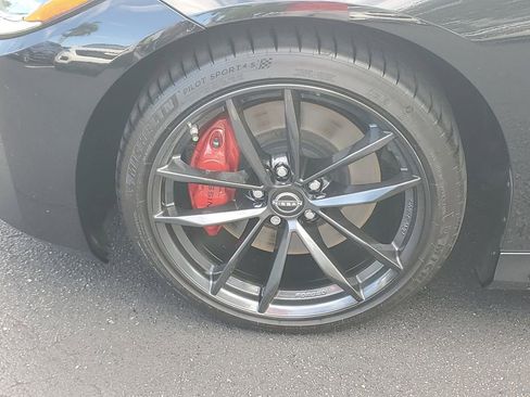 Used 2023 Nissan Z w/ Floor Mat Package (L93) RWD image 11