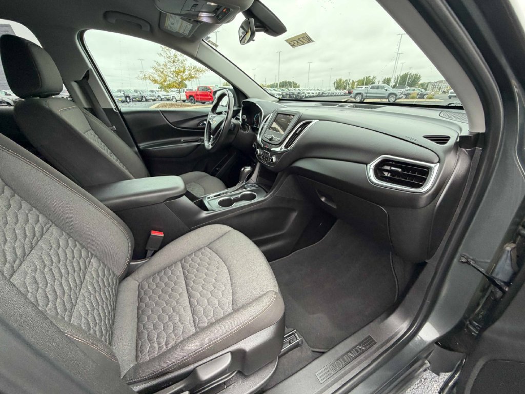 Used 2019 Chevrolet Equinox LT AWD/4WD image 24