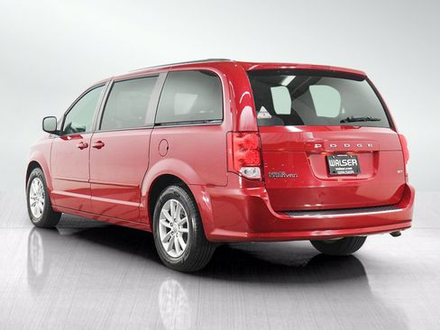 Used 2015 Dodge Grand Caravan SXT FWD image 3