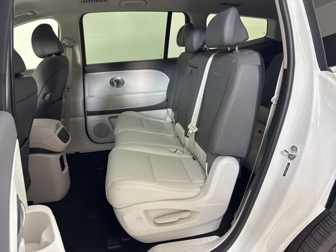 New 2026 Hyundai Ioniq 9 SEL image 19