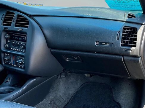 Used 2004 Chevrolet Monte Carlo SS w/ Preferred Equipment Group FWD image 25