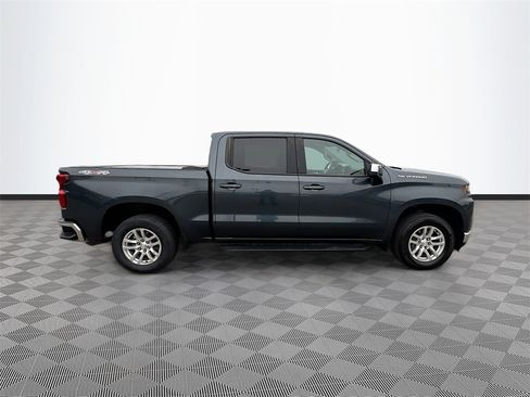 Used 2020 Chevrolet Silverado 1500 LT w/ All-Star Edition image 8