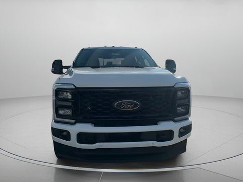 New 2026 Ford F350 Lariat w/ Black Appearance Package image 6