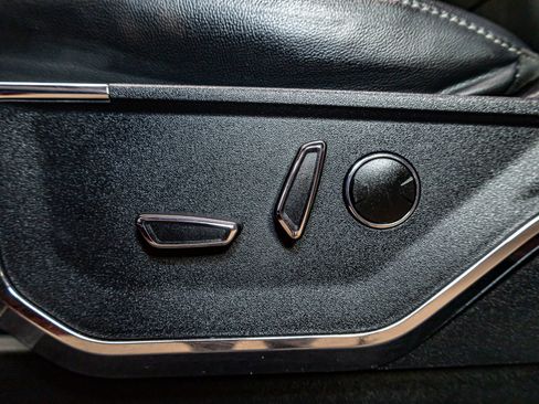 Used 2023 Ford F150 Lariat w/ Equipment Group 502A High image 25