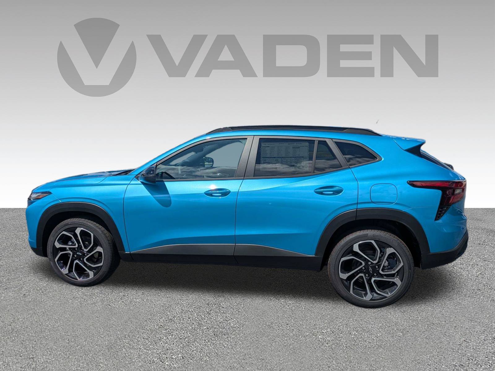 New 2026 Chevrolet Trax RS w/ Sunroof Package FWD image 29