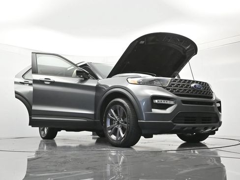 Certified 2023 Ford Explorer XLT w/ Equipment Group 202A RWD image 51