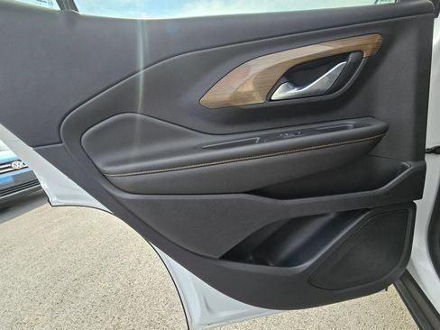 Used 2021 GMC Terrain SLE FWD image 13