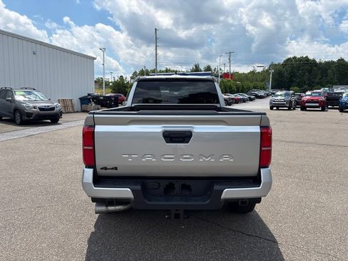 Certified 2026 Toyota Tacoma TRD Sport AWD/4WD image 6