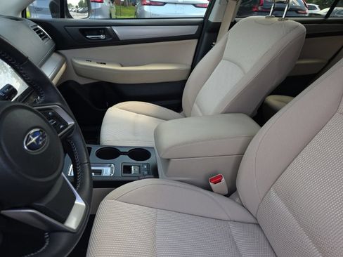 Used 2019 Subaru Outback 2.5i Premium AWD/4WD image 24