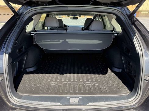 Used 2022 Subaru Outback Premium AWD/4WD image 27