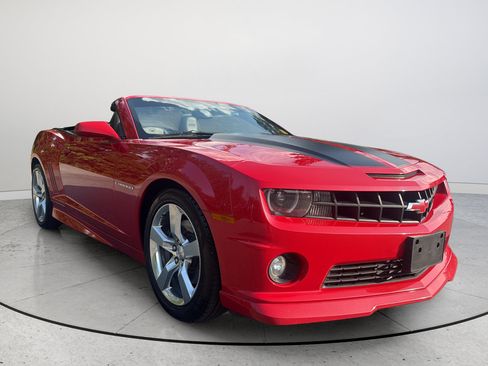 Used 2011 Chevrolet Camaro SS w/ LPO, Ground Effects Package RWD image 1