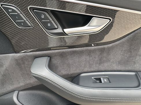 Used 2023 Audi SQ8 Prestige image 31