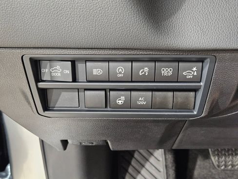New 2026 Toyota Tundra Limited AWD/4WD image 14