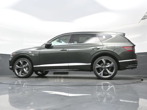 New 2025 Genesis GV80 3.5T Prestige image 14