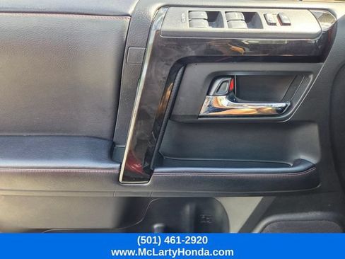 Used 2022 Toyota 4Runner TRD Off-Road AWD/4WD image 31