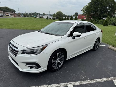 Used 2019 Subaru Legacy 2.5i Limited AWD/4WD image 3