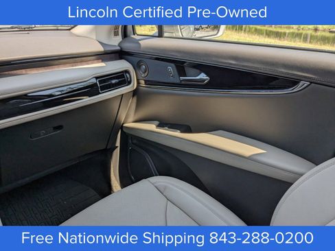 Certified 2023 Lincoln Nautilus Reserve w/ Equipment Group 201A image 18
