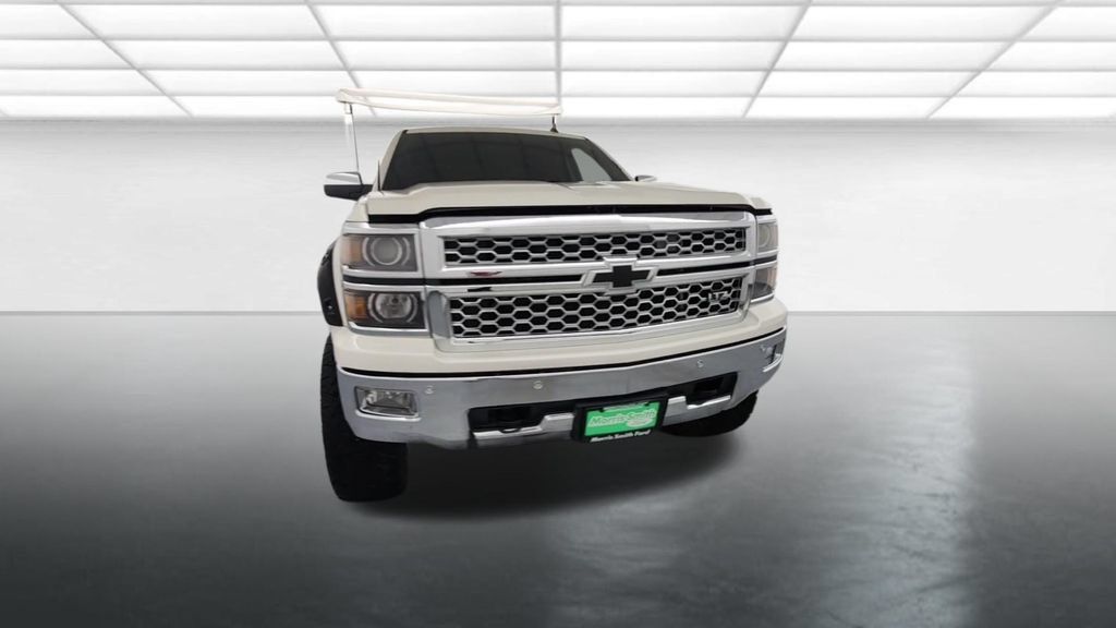 Used 2014 Chevrolet Silverado 1500 LTZ w/ LTZ Plus Package AWD/4WD image 2