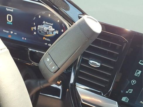 New 2026 Chevrolet Silverado 2500 High Country w/ High Country Premium Package AWD/4WD image 9