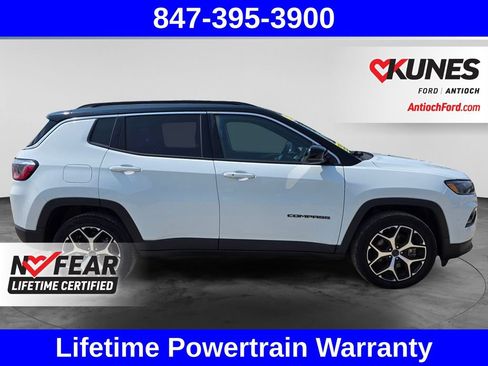 Used 2025 Jeep Compass Limited AWD/4WD image 11