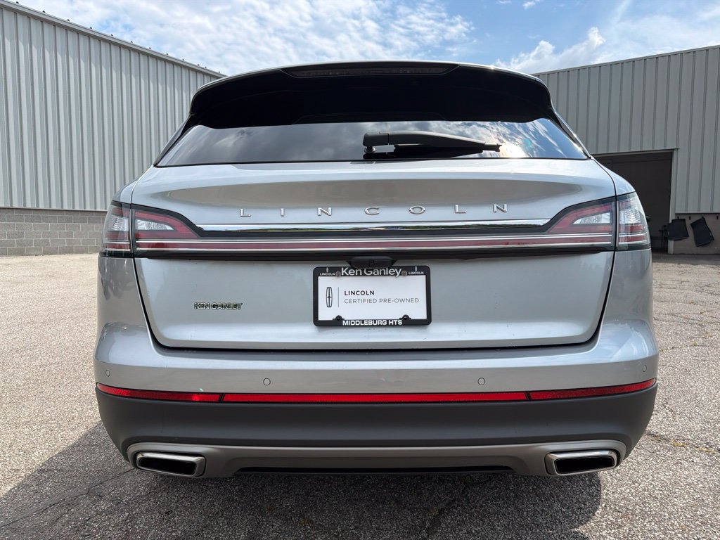 Used 2022 Lincoln Nautilus AWD w/ Premium Package image 8