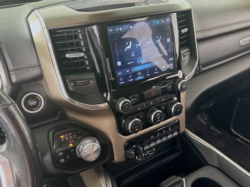 Used 2022 RAM 2500 Laramie w/ Snow Chief Group AWD/4WD image 6