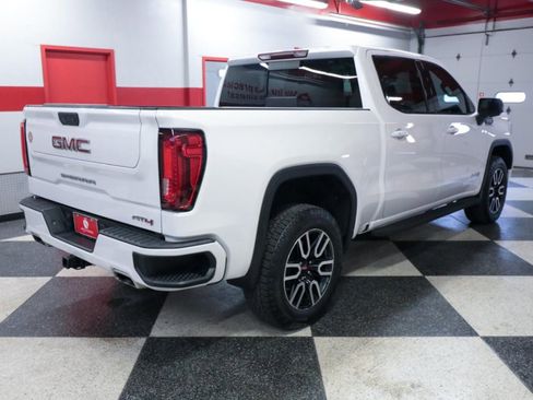 Used 2022 GMC Sierra 1500 AT4 w/ AT4 Preferred Package image 7