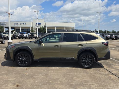 Used 2023 Subaru Outback Onyx Edition AWD/4WD image 7