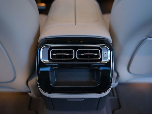 Used 2023 Mercedes-Benz S 580 4MATIC Sedan image 39