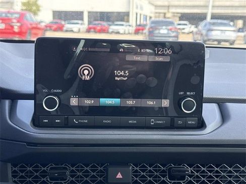 Used 2025 Honda Accord LX image 14