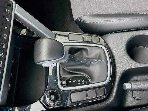 Used 2022 Kia Seltos S FWD image 17