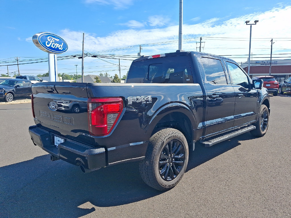Used 2026 Ford F150 XLT w/ Equipment Group 302A MID AWD/4WD image 9