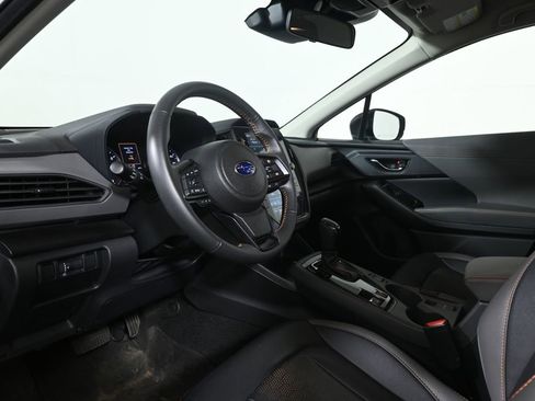 Used 2024 Subaru Crosstrek 2.5i Limited AWD/4WD image 4