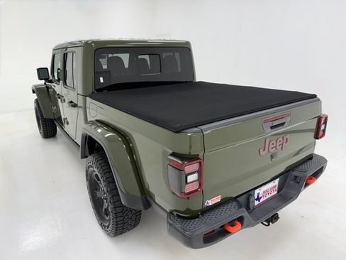 Used 2021 Jeep Gladiator Mojave AWD/4WD image 39