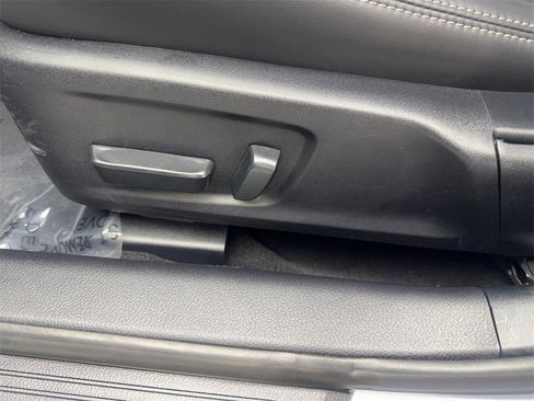 Used 2025 Lexus IS 350 F Sport w/ Accessory Package 2 image 30