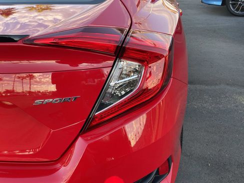 Used 2019 Honda Civic Sport image 29