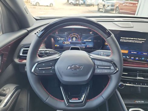 New 2026 Chevrolet Traverse RS w/ LPO, Floor Liner Package image 18