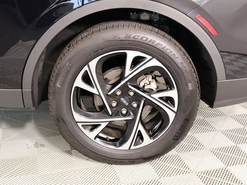 Certified 2024 Lincoln Nautilus Premier w/ Jet Appearance Package image 19